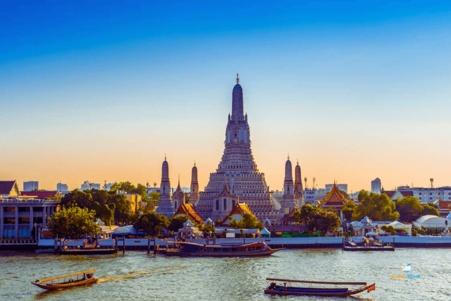 Wat Arun riverside temple in Bangkok at sunset – Thailand Day Trips by Auasia Travel